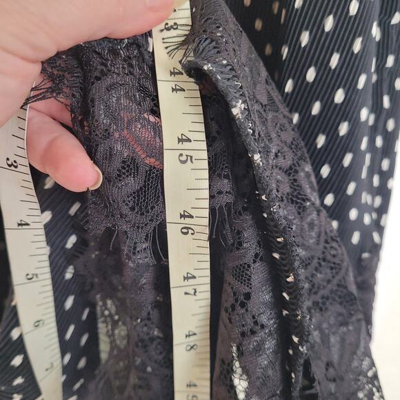 Free People Black & White Polka Dot Lace Trim Slip Dress Size 10 Coquette Retro - Picture 11 of 11